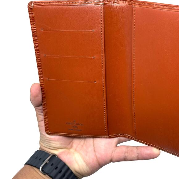 Louis Vuitton Long Wallet / Passport Case - Picture 9 of 11